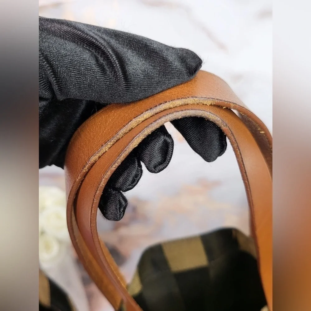 Fendi PEQUIN SHOPPING TOTE BAG - Picture 15 of 17